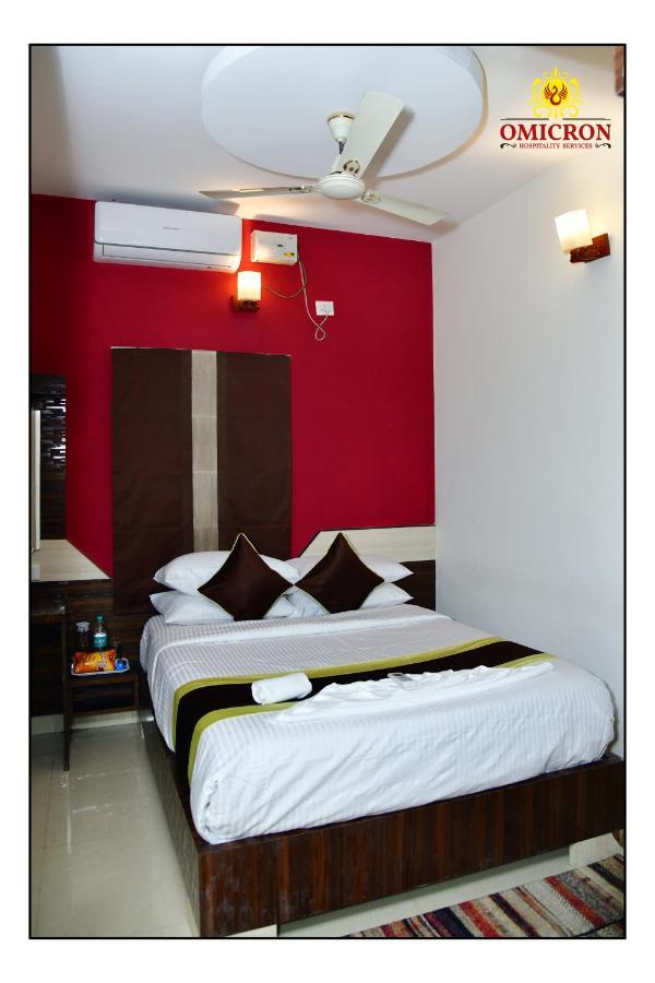 Hotel Omicron 1 Bhk Studio Room バンガロール エクステリア 写真