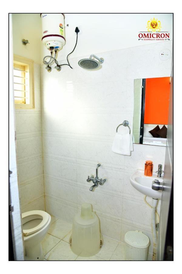 Hotel Omicron 1 Bhk Studio Room バンガロール エクステリア 写真